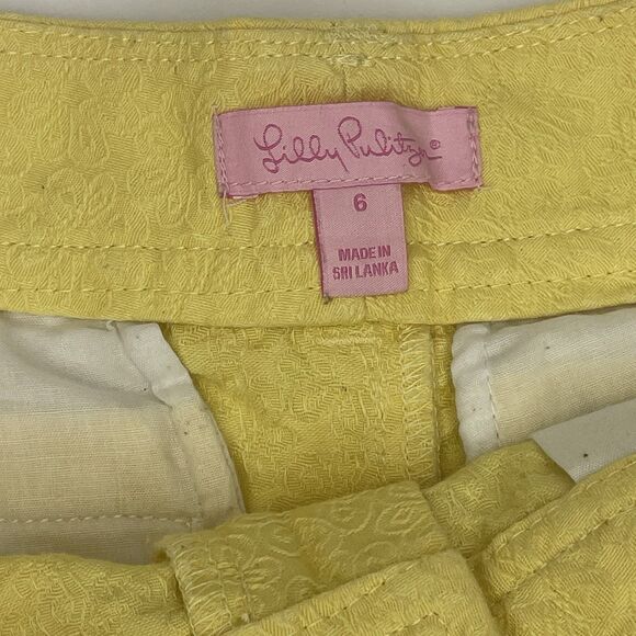 Lilly Pulitzer Shorts Yellow w/ Textured Pattern 100% Cotton Women’s Size 6 - Picture 4 of 11